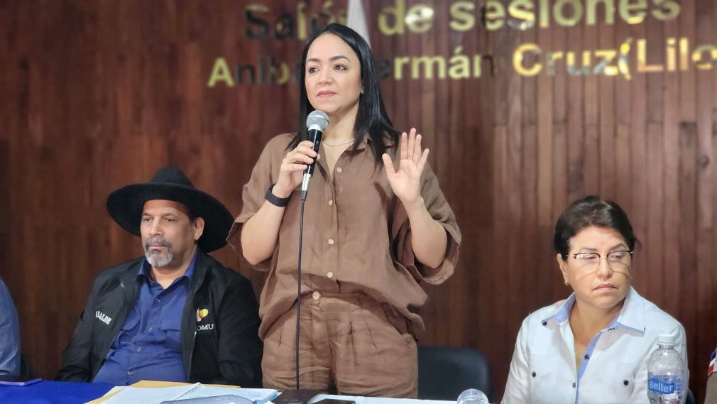 Ministra de Interior y Policía refuerza compromisos en seguridad y controles migratorios en Dajabón.