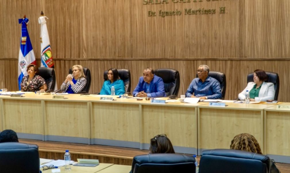 La sesión ordinaria fue llevada a cabo en el salón “Ignacio Martínez H.”, ubicado en el segundo nivel del Palacio Municipal “Dr. José Francisco Peña Gómez”.
