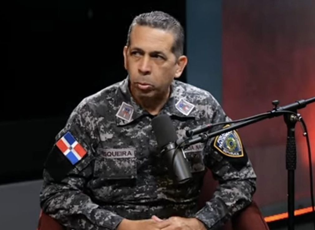 Diego Pesqueira se expresó en una entrevista realizada por la conductora Raquel Suárez en la plataforma de Alofoke Media Group.