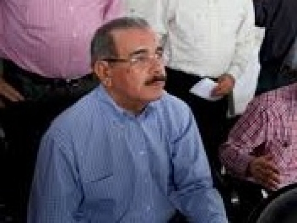 Presidente Danilo financiará productores fresa y café de Baní y Ocoa