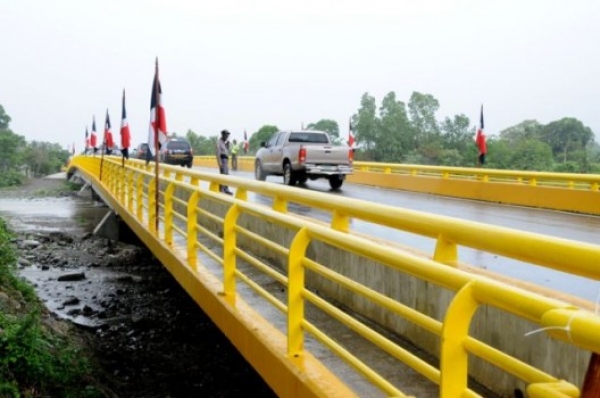 Presidente Fernández entrega obras en Monseñor Nouel