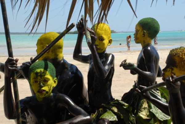Arranca la primera versión de Carnaval del Mar en Boca Chica