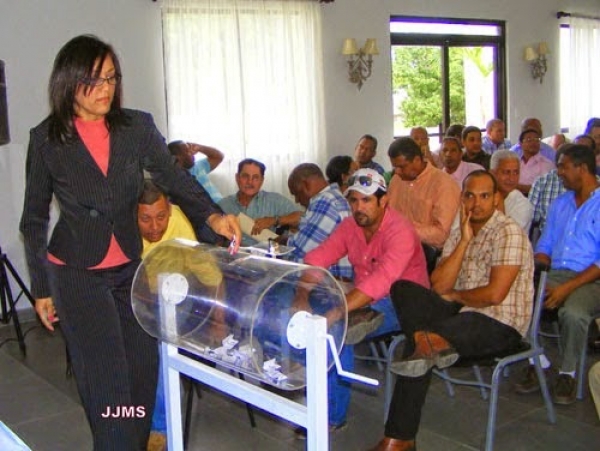 Ministerio de Educación realiza hoy sorteo de escuelas y estancias infantiles en Monte Plata