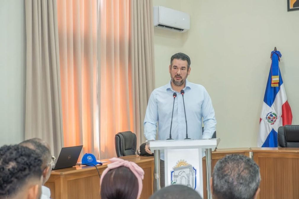  Realizan vista pública sobre proyecto de saneamiento en Boca Chica.