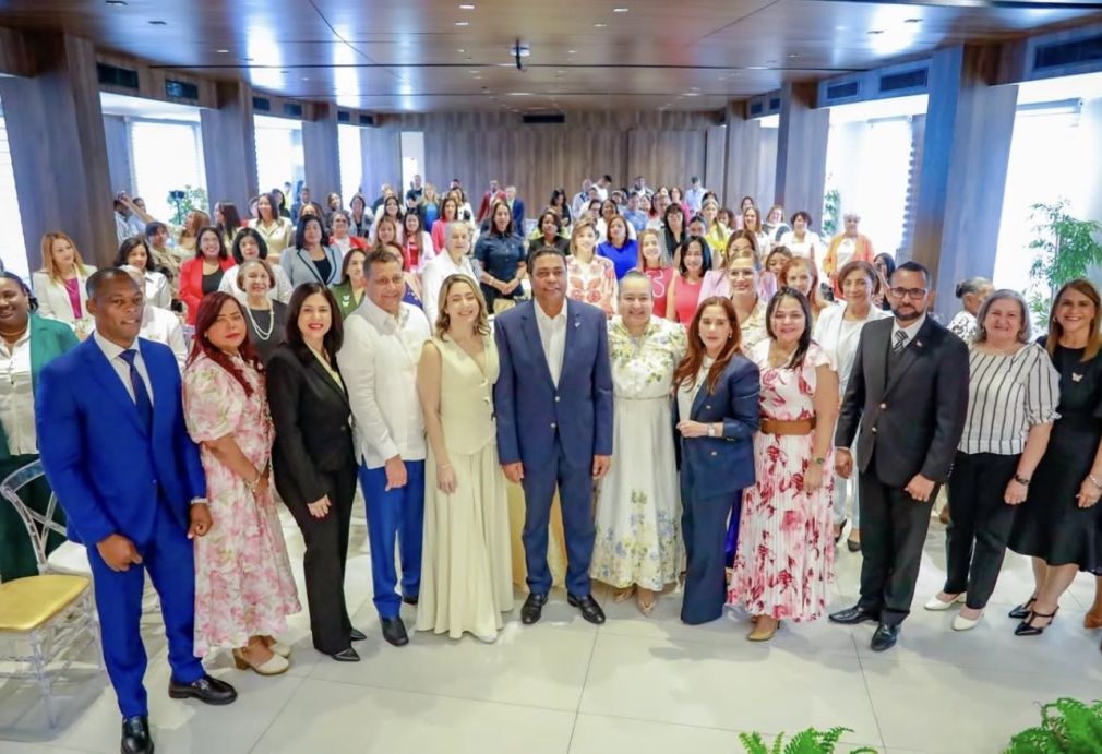 La actividad fue llevada a cabo en el Salón Pedro Reynoso de la Liga Municipal Dominicana.