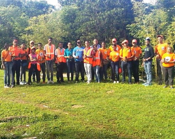 Instituciones realizan siembra de arboles ´´día verde en Cotuí´´: