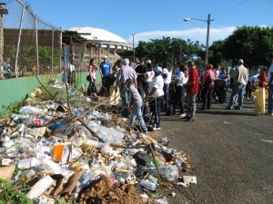 Estado en que se encontraron las instituciones del estado el entorno del Estadio Quisqueya.