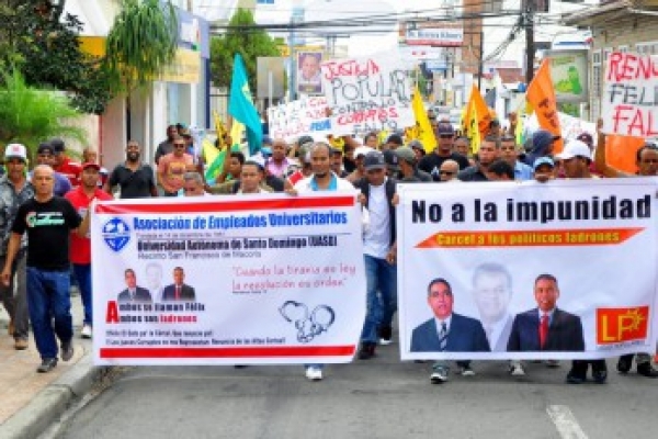 Marchan en San Francisco de Macorís contra la impunidad y la delincuencia: 