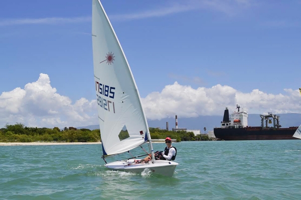 Barahona se afianza como destino ideal para practicar navegación a vela