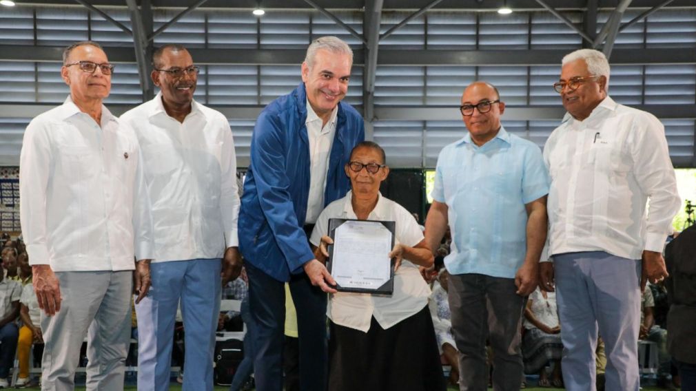 Se prevé entregar títulos de propiedad a los sectores Gualey, 27 de Febrero, Ensanche Espaillat y María Auxiliadora.