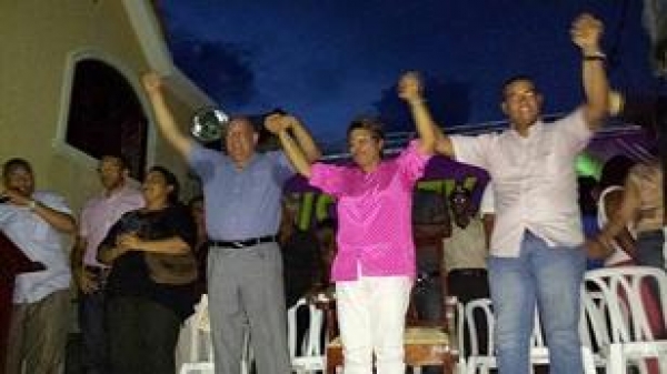 Pre- candidata a alcaldesa Quisqueya Lantigua juramenta 300 dirigentes políticos:  