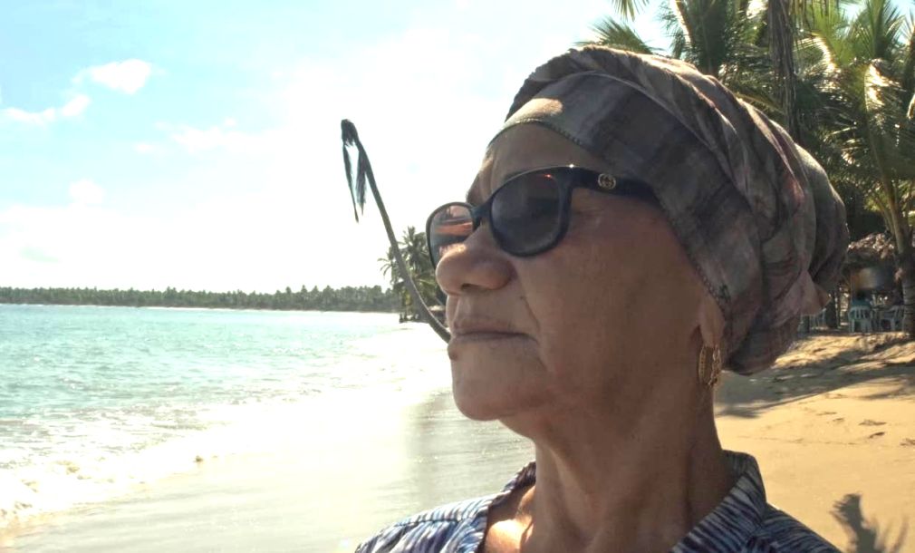 Escena del documental Por eso vengo al río, dirigido por Fernando Blanco, que inicia el IV Ciclo de Cine Dominicano en el Centro Cultural Banreservas.