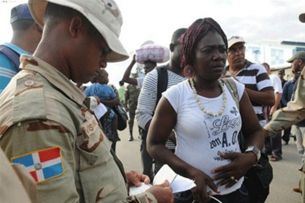 Experto de la ONU pide cese de expulsión de haitianos de República Dominicana: