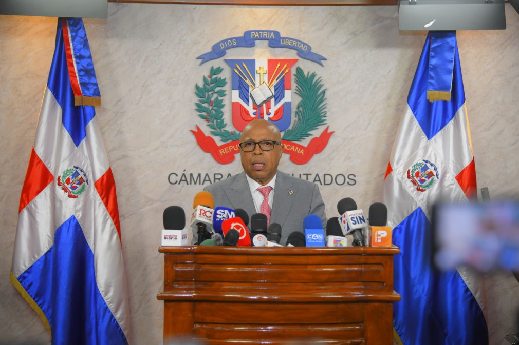 Pacheco dijo que el solo subsidio de los combustibles no es una solución.