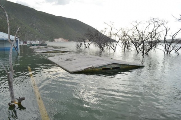 Aún sin cuantificar daños dejados por tormenta Isaac en Pedernales