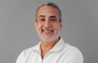 Alberto Díaz: De salvar vidas de mujeres a proteger jóvenes en condiciones de riesgos.