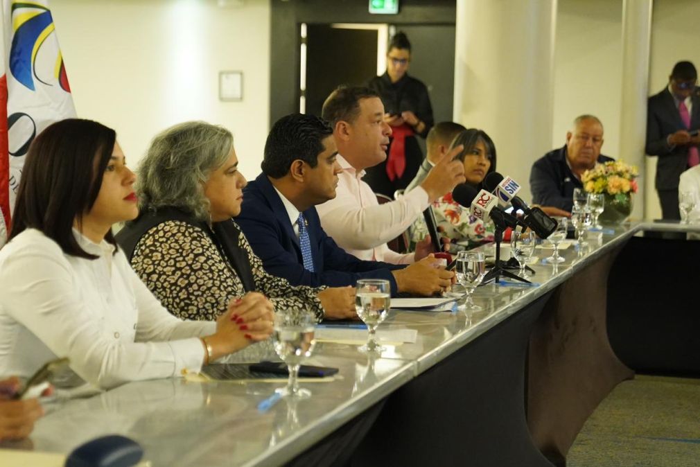 Kelvin Cruz ofreció la información durante la reunión del Consejo Directivo de Fedomu, que tuvo como tema central “Rol de los gobiernos locales en la gestión de residuos”.