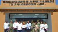 El acto fue encabezado por el ministro de la Presidencia, Joel Santos, y el director general de las Escuelas Vocacionales de las FF. AA. y la PN (Digev), general de brigada, Jorge Luis Morel de Dios, ERD.