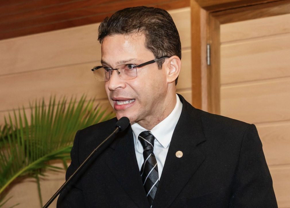 Abogado Edwin Epinal Hernández representó el recurso contencioso administrativo. Foto: Fragmento foto tomada de Facebook.