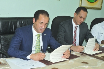 Ministerio de la Juventud y ayuntamiento Santo Domingo Este firman convenio