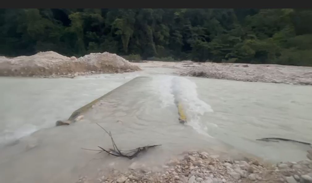Piden dragar río por seguridad de comunidades.