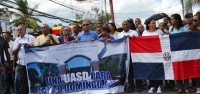 Marchan en reclamo de una extensión de la UASD para Santo Domingo Este