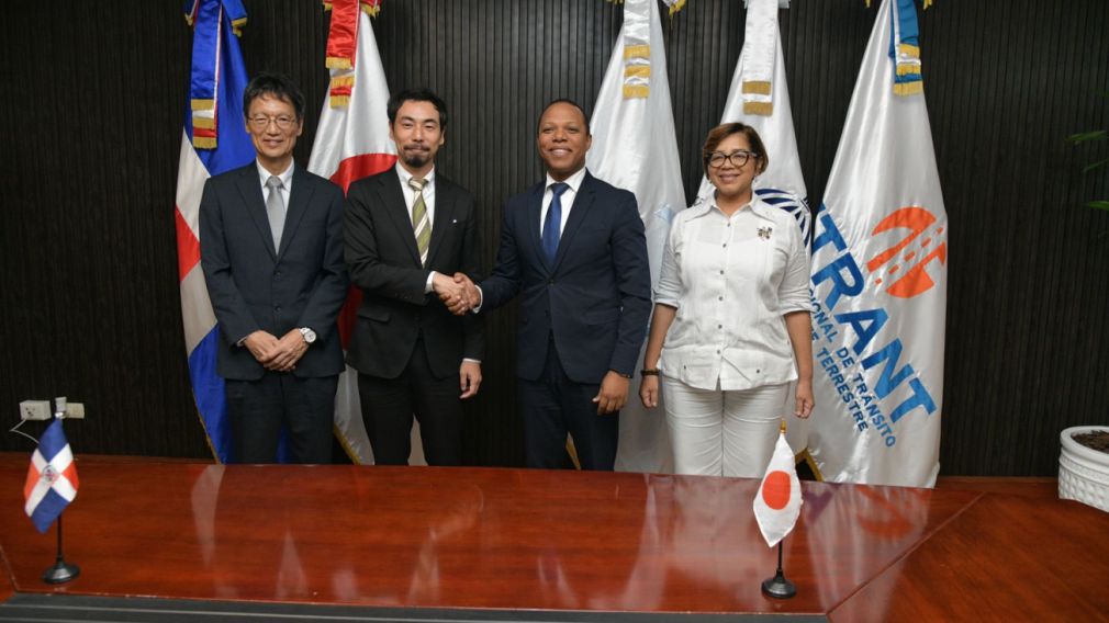 Intrant y Jica firman acuerdo para mejora del tránsito en el Gran Santo Domingo.