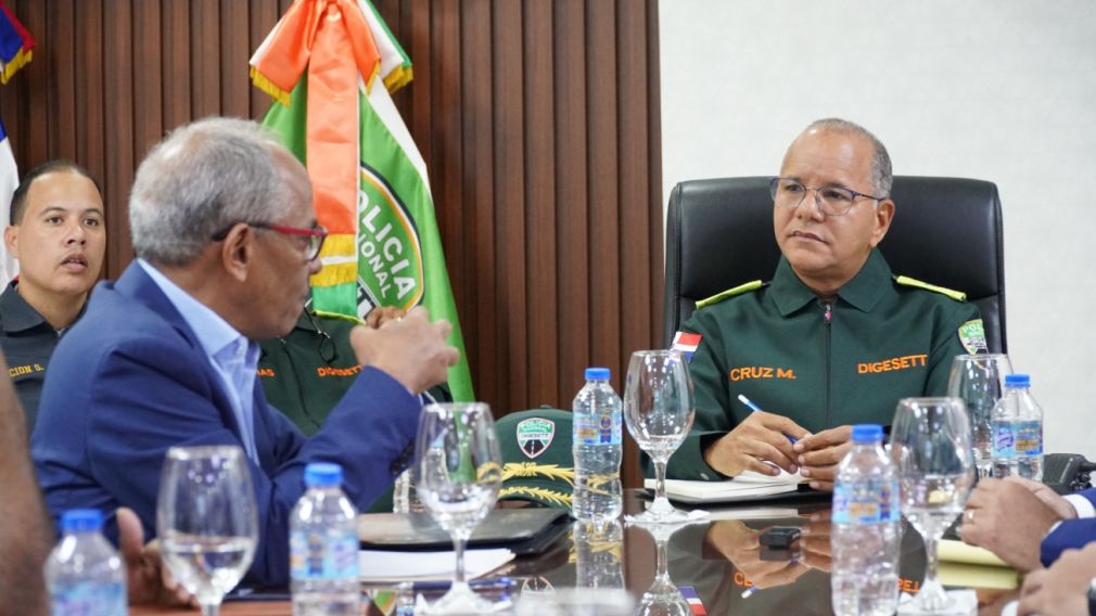 El encuentro fue encabezado por el director de la Digesett, general Pascual Cruz Méndez, P.N.