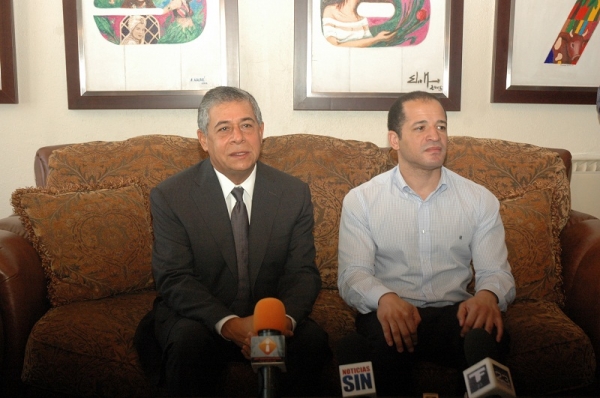 Roberto Salcedo y Juan de los Santos.