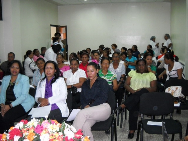Salud Pública y la Asociación de Enfermeras Graduadas llegan a un acuerdo sobre traslados de enfermeras de Cabral