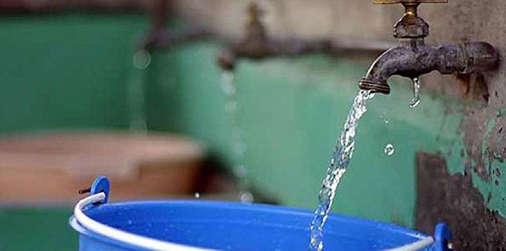 El 44% de la población se abastece de agua mediante acueducto dentro de la vivienda.
