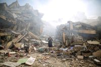 El fósforo blanco en Gaza, es la chispa que quema la ley y calcina la verdad. Niños abrazados, mujeres atrapadas y periodistas silenciados: la otra cara del fósforo blanco. es el fuego que no distingue entre niños y soldados, donde la humanidad entera arde. 