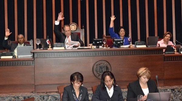 Senado aprueba contrato para saneamiento ríos Ozama, Isabela y Haina