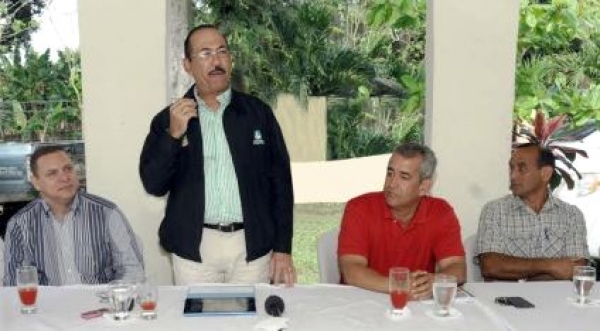 Agricultura busca suplir con productos criollos a la comunidad dominicana de Estados Unidos