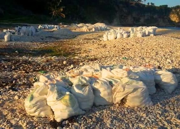 Denuncian vandalizan recursos de playas en Paraiso: 