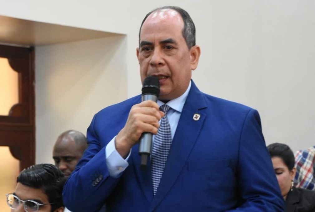 El aumento del Presupuesto Participativo Municipal de RD$150 a RD$180 millones beneficiará a 45 sectores.