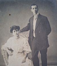 Historias del cementerio de la 30 de marzo. Mercedes Ceara, la dama que dio nombre al Hotel Mercedes.