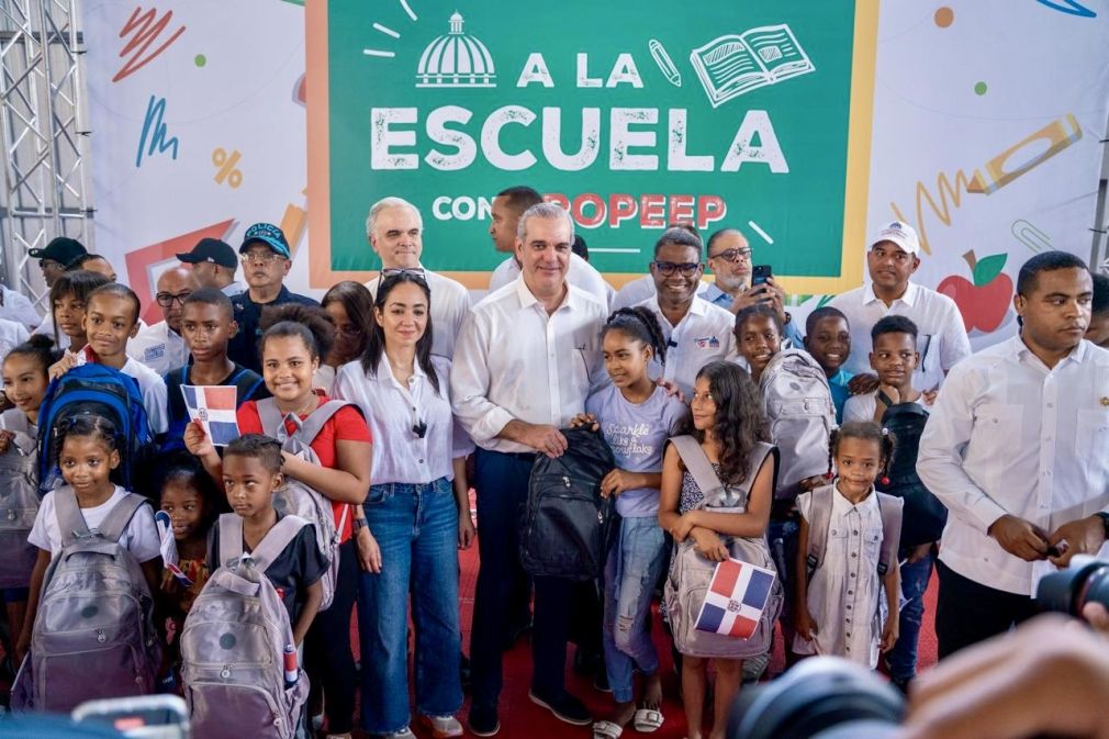 El Presidente Luis Abinader inaugurará cinco centros educativos y un CAIPI; y pondrá en funcionamiento obras en la Zona Franca del Este, en San Pedro de Macorís, este viernes.