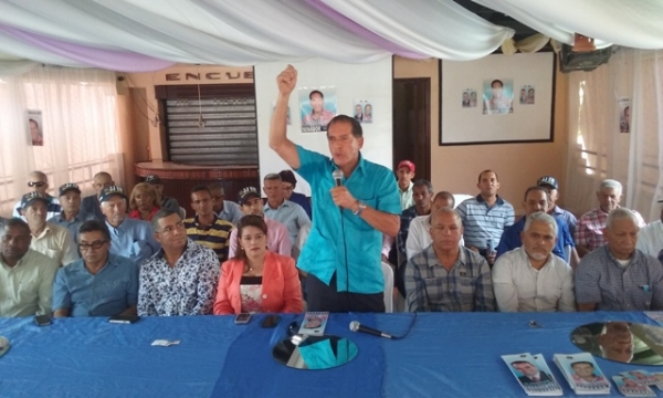 Aspirante a senador lanza candidatura por San José de Ocoa: 