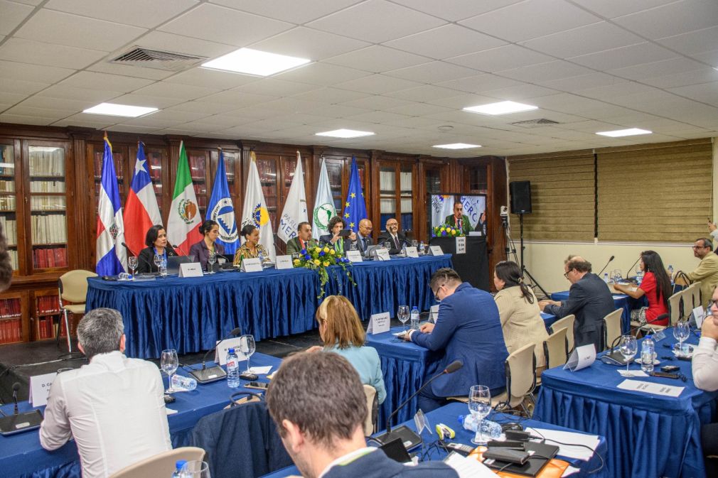 El evento se llevó a cabo del 31 de octubre al 2 de noviembre con 200 parlamentarios que se reunieron en el Senado de la República.