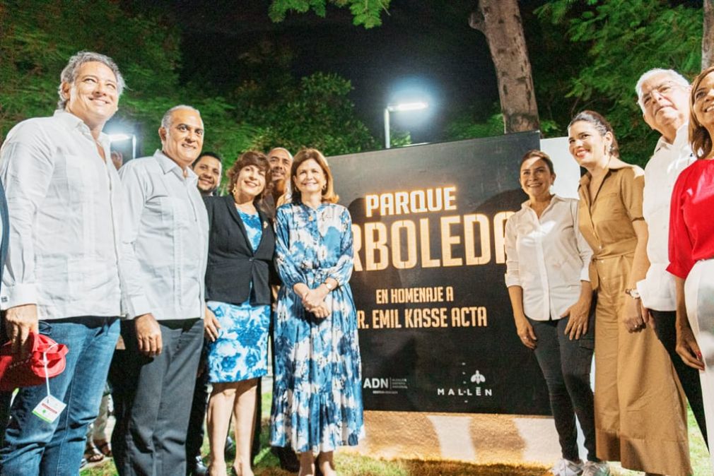 El Grupo Mallén, conjuntamente con la gestión de la Alcaldesa Carolina Mejía, trabajaron el remozamiento del parque La Arboleda, mediante una alianza público privada, convirtiéndose así en el parque número 100 de la gestión.