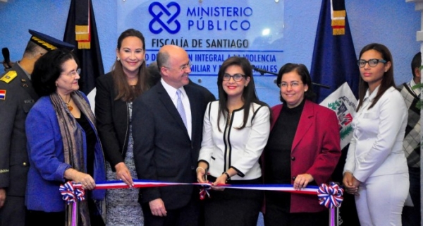 Inauguran Unidad de Atención a la Violencia de Género en Santiago: 