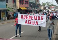 Moradores del municipio amenazan con lanzarse a las calles para llamar la atención del gobierno.