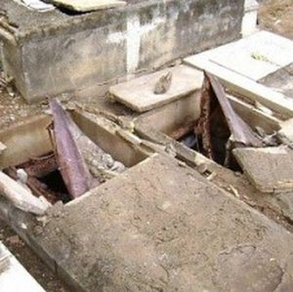 Continúan enterrando muertos sobre muertos en el cementerio de Dajabón