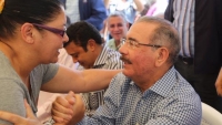 Presidente Danilo Medina autoriza financiamientos a productores de arroz y a pescadores : 