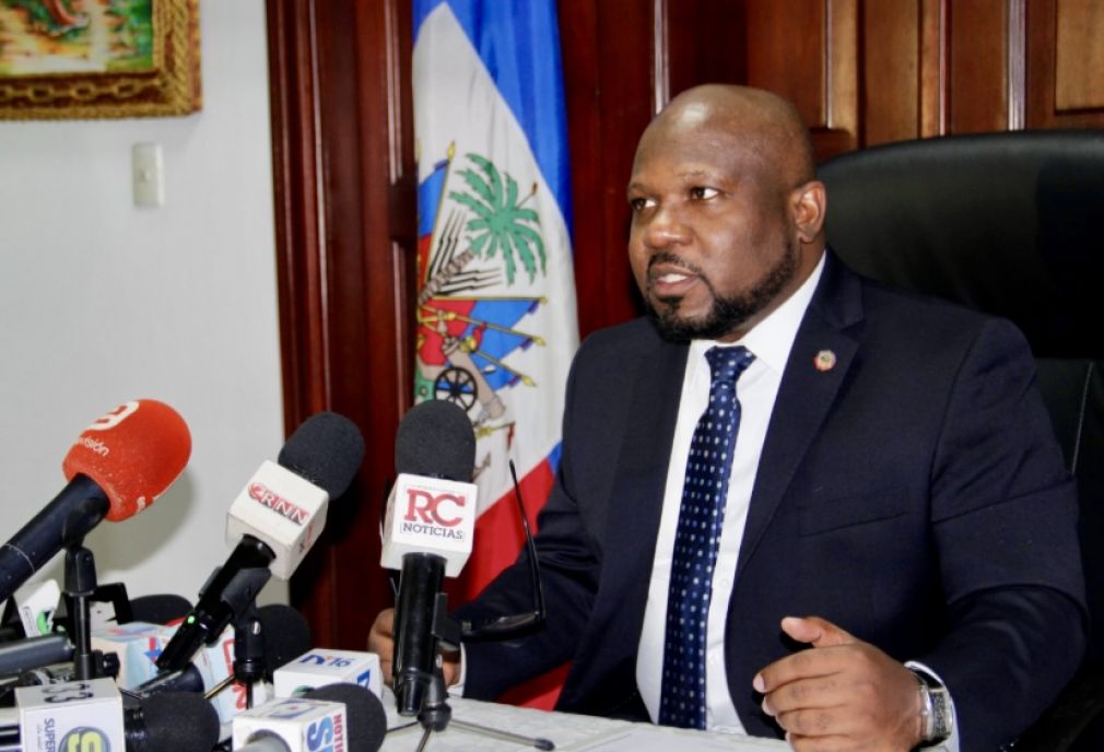 Detienen en Dajabón a Smith Augustin miembro del consejero presidencial haitiano por mentir.