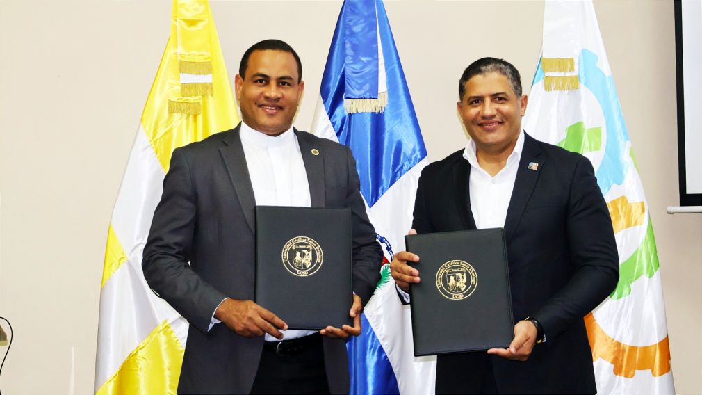 UCSD y el Consejo Empresarial de Santo Domingo Norte firman acuerdo estratégico para impulsar el desarrollo regional.