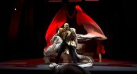 Cuerpos de barro es el más reciente montaje de Haffe Serulle, que se escenifica en Sala Ravelo del Teatro Nacional este fin de semana y el próximo. Fotos suministradas.