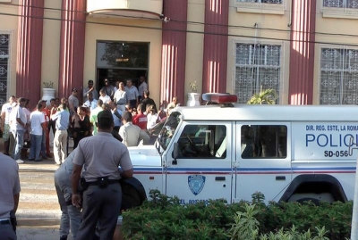 Así lucía esta tarde la sede del Ayuntamiento del municipio La Romana, ante la inminente suspensión del alcalde Tony Adames.