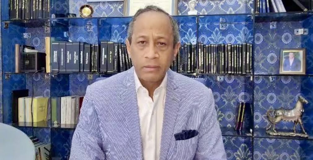 Amadeo Peralta resaltó las consecuencias jurídicas en que puede incurrir una persona que utilizando las redes sociales y realizando videos llamando a la población a que saquen su dinero del Banco de Reservas.